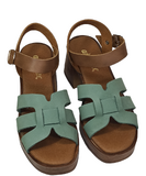 Women's leader sandals