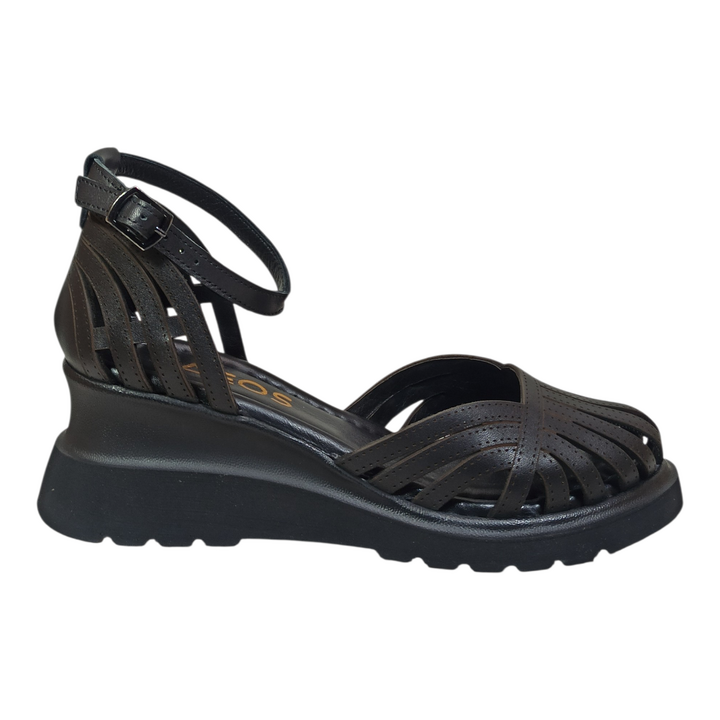 Women's leader sandals